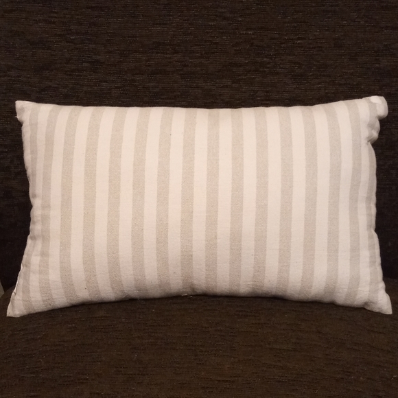Two Sided "Welcome" Decorative Pillow - Picture 3 of 3